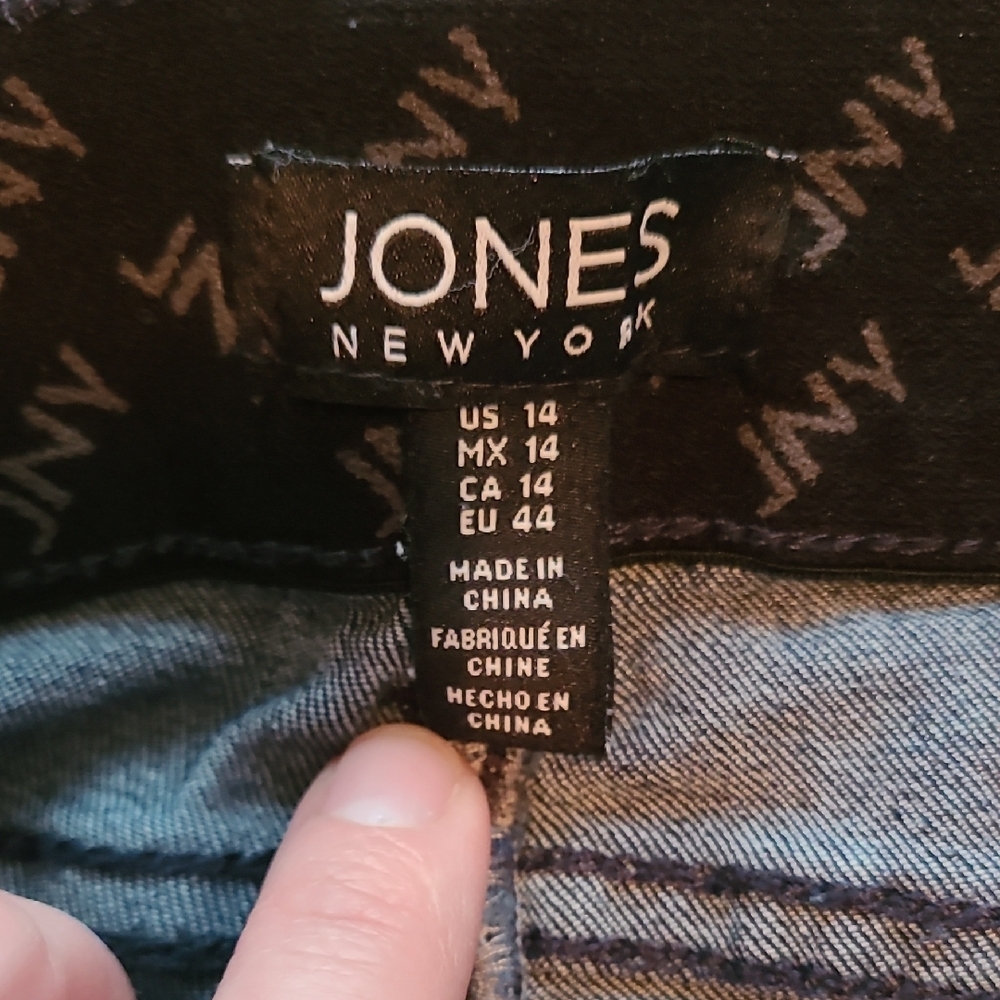 Jones New York Dark Blue Skinny Jeans - Picture 2 of 2